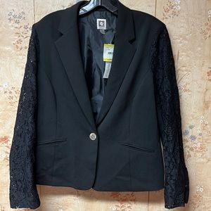 Black Anne Klein brand New Blazer